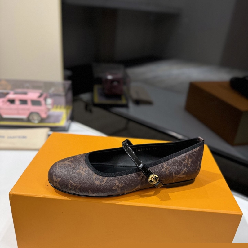 LV flat shoes